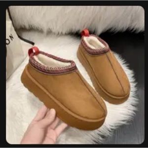 Mini platform slippers
